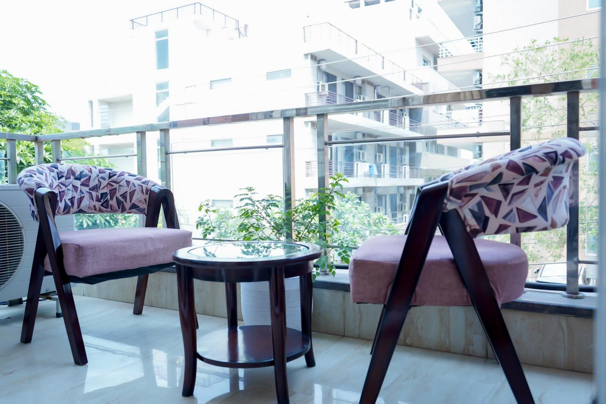 Hotel The Luxe 18 - Golf Course Road Γκουργκάον Εξωτερικό φωτογραφία