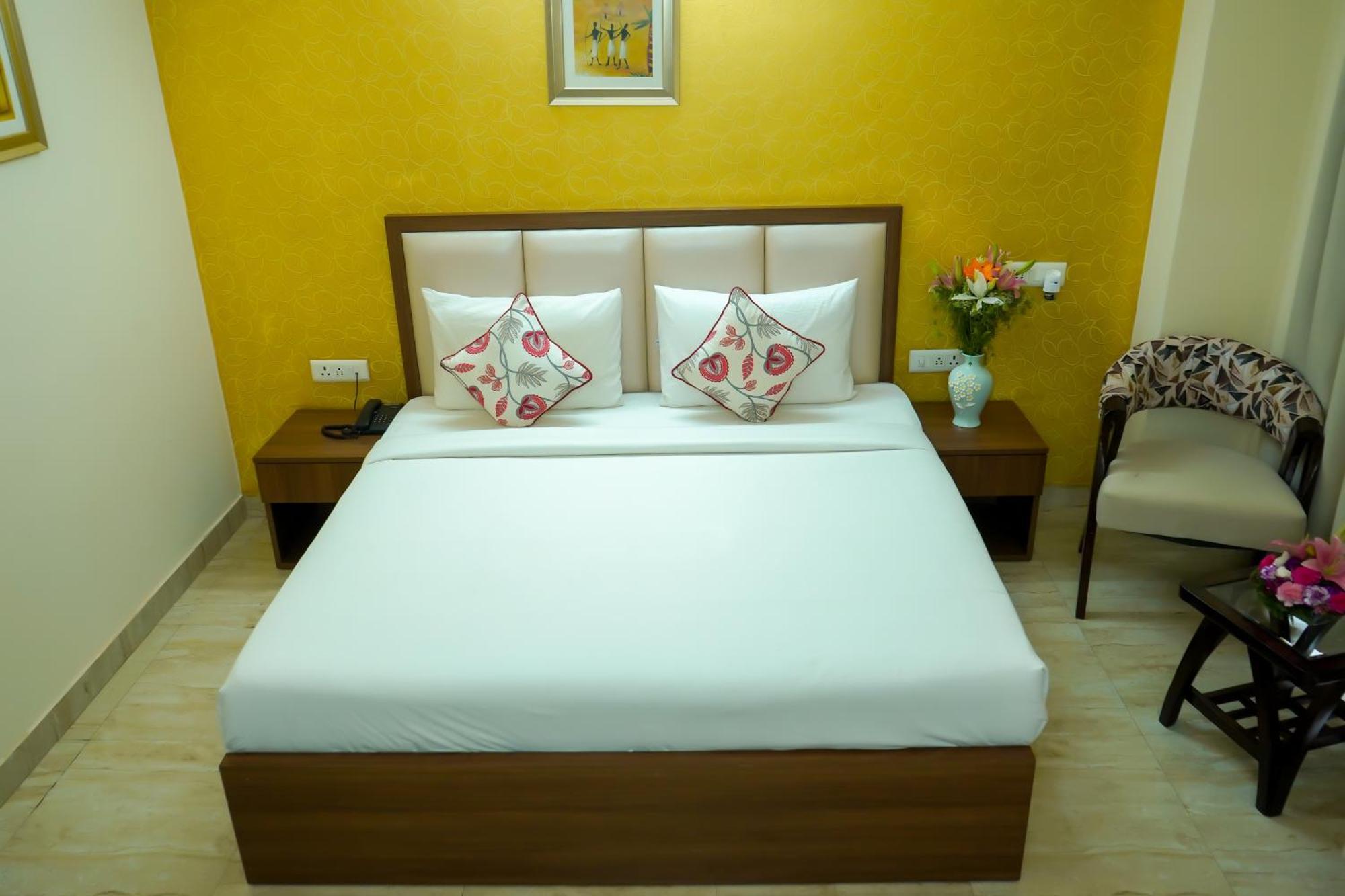 Hotel The Luxe 18 - Golf Course Road Γκουργκάον Εξωτερικό φωτογραφία